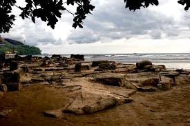 Where is the malin kundang stone located in indonesia? Indonesian Culture And Tradition The Legend Of Malin Kundang