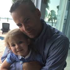 Tesla Model S instrument cluster rebooting