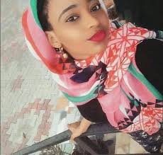 Sabuwar wakar abdul gs fatima wedding song video. Dandalin Littattafan Hausa No 215 Dan Tata Building Audu Bako Way Kano Kano 2021