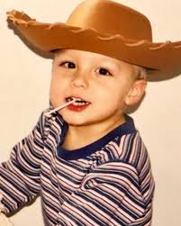 Darcy Maciel, Realtor