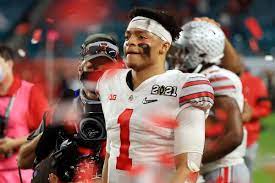 The latest tweets from justin fields (@justnfields). Bears Trade Up Pick Ohio State Qb Justin Fields In 1st Round Of 2021 Nfl Draft Chicago Sun Times