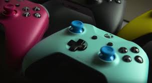 Microsoft is bringing its xbox design lab back for xbox series x controllers. A Design Story About Control Monique Chatterjee Of Xbox Design Lab