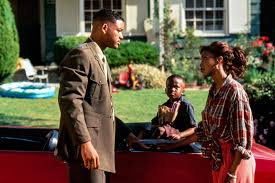 It was too dark to see anything. Independence Day Vivica A Fox On Will Smith Kiss Jada Pinkett Smith Ew Com