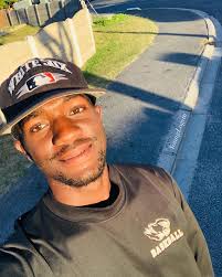 Heads Up Southerners! Got to love this man's Southern Charm, Humility, Wit  and Manners! 😂😂😂😂😂😂😂