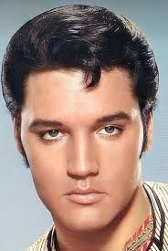 BTS from shoot day. Humbled by the response of this song truly, what's your  fav part tho? 👀 Photographer: @uncleashraf Styling: @nwajiobi_deacon  Handsome guy in the pictures: @yungfilly