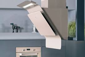 Bundan 4 yıl önce vestel davlumbaz çok şık ve çekim gücü yüksek olduğu için tercih ettiğim almışken takım olarak fırınını ve ocağını da aldım. Davlumbaz Seciminin Altin Kurallari Evim