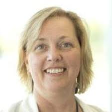 Dr. Holly (Wallerich) Stankewicz, DO