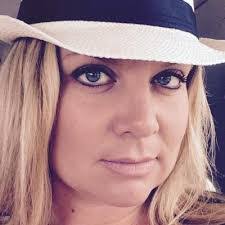 Andrea Whitlow's Instagram, Twitter & Facebook