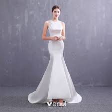 Check spelling or type a new query. Erschwinglich Ivory Creme Satin Brautkleider Hochzeitskleider 2019 Meerjungfrau Rundhalsausschnitt Armellos Ruckenfreies Applikationen Spitze Perlenstickerei Perle Sweep