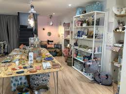 Check spelling or type a new query. Top 5 Pour Un Shopping Authentique A Salon De Provence Le Lab By Estelle