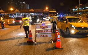 Kemalangan jalan raya sempat dirakam dashcam dan cctv yang berlaku di beberapa lokasi di sabah. Lebih 14 000 Kenderaan Kemalangan Dalam 7 Hari Op Selamat Aidilfitri Free Malaysia Today Fmt