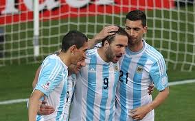 Andujar, mariano (estudiantes la plata); Picture Argentina Squad Finally Put Phones Away To Celebrate Copa America Progress Properly