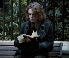 12 sneaky 'harry potter' references you may have missed in 'fantastic beasts: Gellert Harry Potter Harry Potter Facts Harry Potter Cosplay