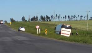 Ómnibus de Cacciola se salió de la...