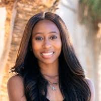 Stephanie Stelly's Instagram, Twitter & Facebook