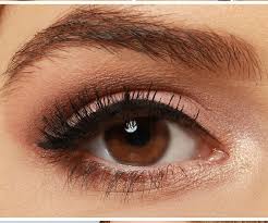 This keeps all the eye makeup on a warm, softer palette that will not detract from the blue of your eyes. 27 Pretty Makeup Tutorials For Brown Eyes Styles Weekly
