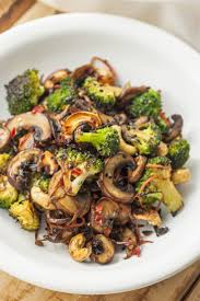 Broccoli And Mushroom Stir Fry Quick Easy Recipes Recipe Stir Fry Recipes Healthy Broccoli Recipes Whole Food Recipes
