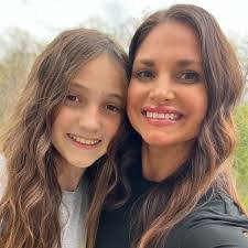 Tara Lowery's Instagram, Twitter & Facebook