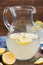 Fill your pitcher with large circular or cubed cocktail ice that will melt. Easy Lemonade Margaritas Crazy For Crust