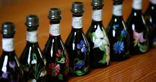 Giordano Marilyn And Michelle Venturi Of Venturi Schulze In Cobble Hill British Columbia Are One Of Our 20 Artisan Balsamic Bottle Painting Bottles Decoration