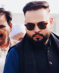 Abdullah Azeem 的Instagram video • Sep 3, 2022 at 12:50 AM