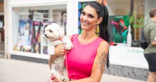 Karin chvatal was born on april 12, 1979. Grosses Vip Aufgebot Im Schminkraum Leadersnet