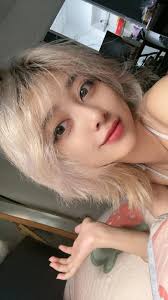 Nữ trọng tài gợi cảm nhất VCS 'đốn tim' với ảnh Valentine 'tràn viền'