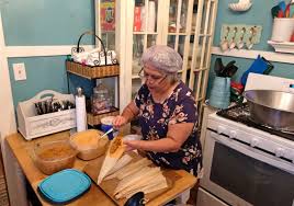 Make it a meal by pairing tamales with some pork chili verde or fresh homemade guacamole. A Mexican Christmas Toledoan Shares Tips For Making Tamales The Blade