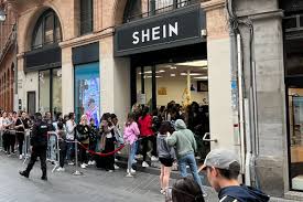 Uncovering Shein's Clothing Suppliers: An In-Depth Investigation