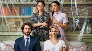 Doğal, sempatik, eğlenceli ve başarılı bir oyuncu: Masumlar Apartmani Safiye Ezgi Mola Kimdir Kac Yasinda Biyografi