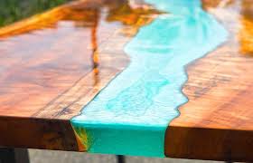 Anleitung Epoxidharz Tisch Aus Holz Selber Machen In 2020 Epoxy Resin Table Epoxy Wood Table Epoxy Resin Wood