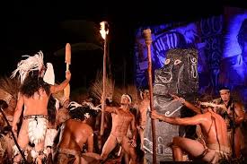 The easternmost polynesian culture, the descendants of the original people of easter island make up. Tapati Rapa Nui Chile