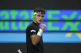 Jakub Mensik Collapses After Epic Five-Hour Win at Roland Garros, Needs Medical Help
