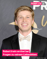Robert Irwin errötet bei Fragen zu seinem Liebesleben