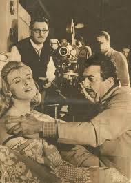 مع رشدي اباظة في احدى كواليس الافلام Egypt Movie Old Film Posters Egyptian Movies