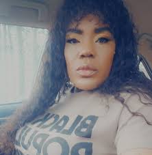 So a woman is PERPING Zeta Phi Beta Sorority Inc.💙🤦🏾‍♂️