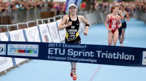 We did not find results for: Laura Lindemann Sprintet Zu Em Gold Uber 60 000 Zuschauer Entlang Der Strecke