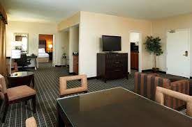 Presidential Suite Very Large Suite With Separate Bedroom And Living Area Living Area Home Ping Pong Table