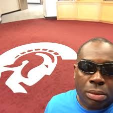 Tamela Holmes (@TamelaRHolmes)