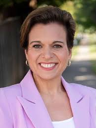 Henrietta Russell, Dowager Duchess of Bedford: Why I have become a New  Zealand citizen — at my age