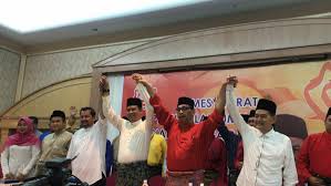 He is a member of the united malays national organisation (umno). Idris Haron Ahmad Razif Tewas Adnan Yaakob Kekal Ketua Bahagian Malaysianview