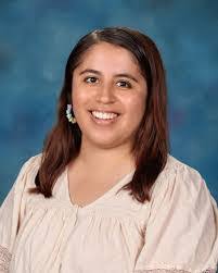 Yolanda Manzano's Instagram, Twitter & Facebook