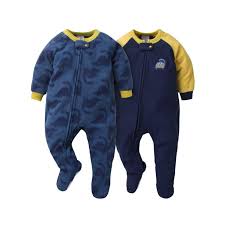 The pink one is size 3 months and the white christmas pattern one is 6 months. Gerber Gerber Baby Boys Microfleece Blanket Sleeper Pajamas 2 Pack Walmart Com Walmart Com