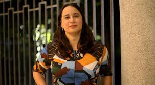 É poeta e autora de o livro das semelhanças, da companhia das letras. Ana Martins Marques Explora Os Jardins Em Novo Livro De Poesia