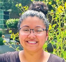 Riley Toth's Instagram, Twitter & Facebook