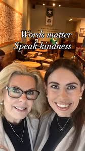 Words matter. Speak kindness! ❤️ #motherdaughter #deniseandashleypettet  #liveperformance #thepettets #travel #lovelife #kindness
