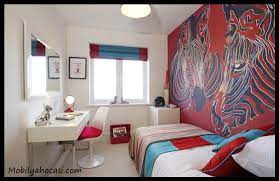 Odanızın orta kısmına elips şeklinde sehpalar koyabilirsiniz. Dar Ince Uzun Genc Odasi Dekorasyonu Nasil Dosenir