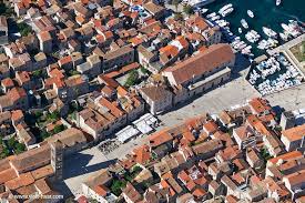 Jan 13, 2021 · split is totally worth staying in! Hvar Town What To See Square Of St Stephen