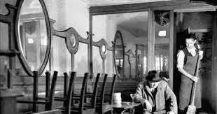 A Clean Well Lighted Place Is A Short Story Written By Ernest Hemingway 1899 1961 It First Appeared In Ernest Hemingway Writing Short Stories Hemingway