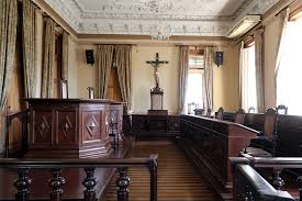 Deste plano inicial, foram finalizados em 1970 os tribunais cíveis e de polícia, e a grande praça, uma espécie de fórum que congregava a justiça da capital. Palacio Da Justica Memoria Do Judiciario E Icone Da Belle Epoque